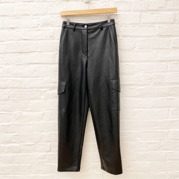 Aritzia || Wilfred Free Modern Cargo Pant Black Faux Leather 0 - Picture 3 of 12